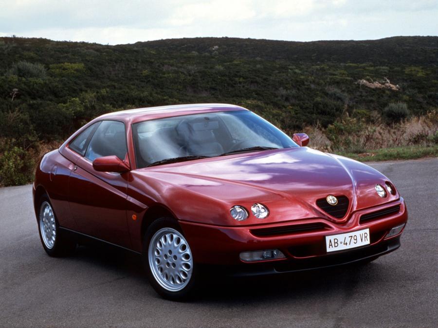  Alfa Romeo GTV (916C) 1995 года  (WW) (фото 18 из 27)